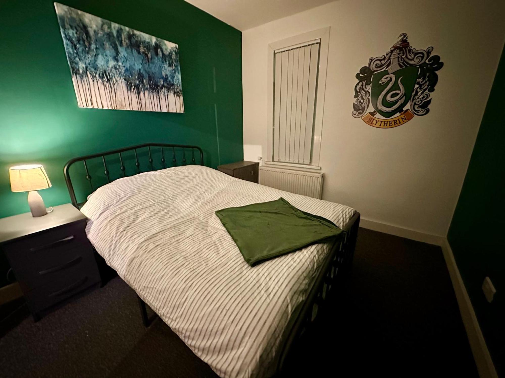 Wizards Corner Spacious 3 Bed Near Watford Junction Buitenkant foto